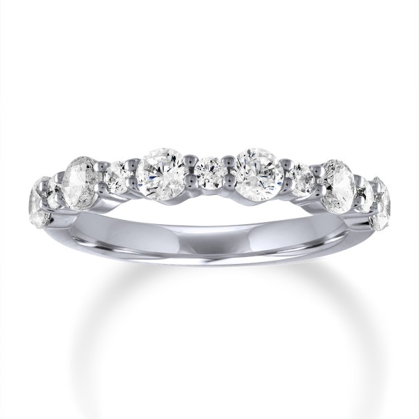 White Gold Alternating Diamond Band