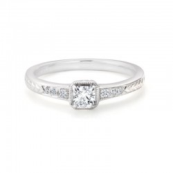 18KW Black Label Square Diamond Ring