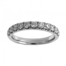 18KW Round Diamond Wedding Band