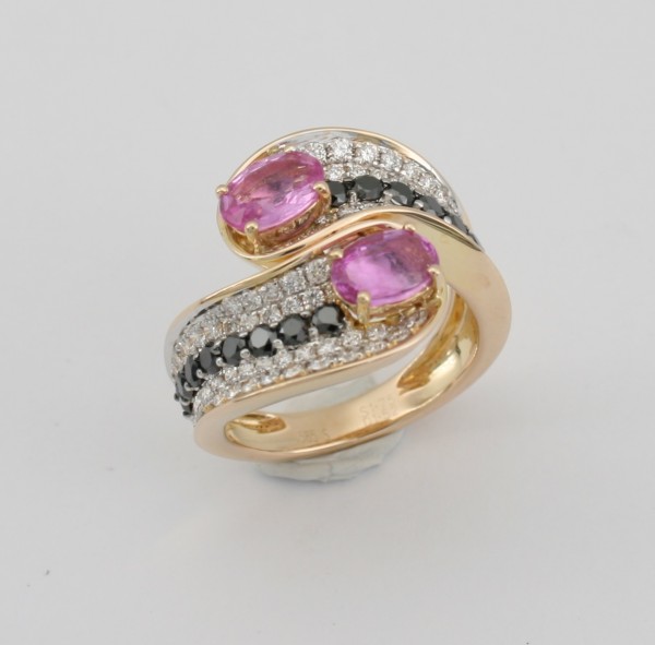 14K Yellow Gold Sapphire and Diamond Ring