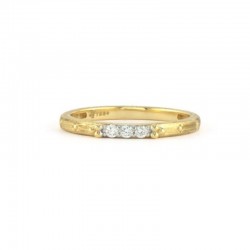 18KY Triple Diamond Pave Band