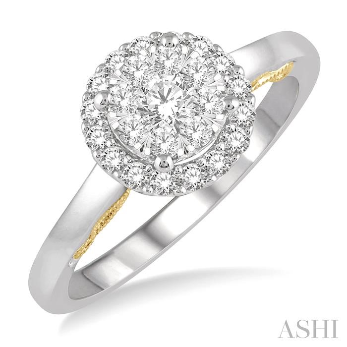 LOVEBRIGHT ESSENTIAL DIAMOND ENGAGEMENT RING