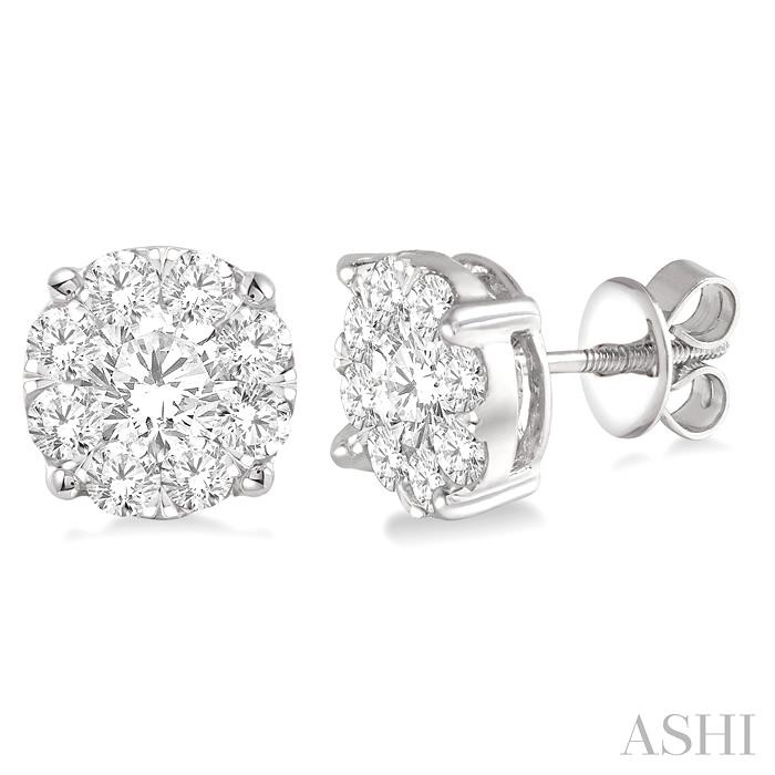 LOVEBRIGHT ESSENTIAL DIAMOND STUD EARRINGS